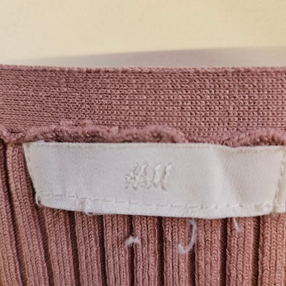 H&M Tan Button Front Ribbed Sweater Size L Minimalist Staple Capsule - Picture 5 of 9